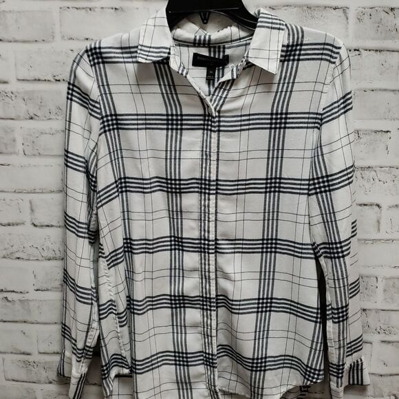 Banana republic shirt - Picture 1 of 3
